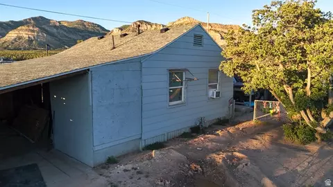 157 Berkley Ave, East Carbon, UT 84520
