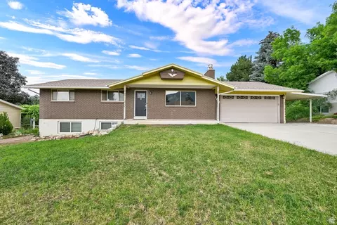 3207 N Mount Lomond Dr W, North Ogden, UT 84414