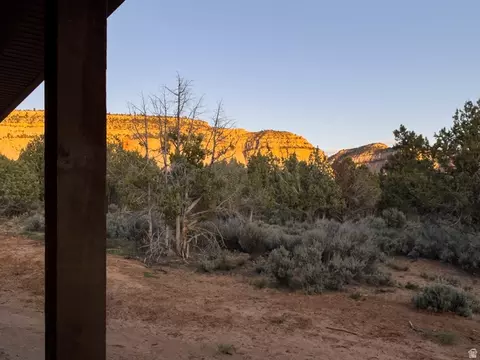 Exterior - 369 W Pinyon Pine Dr, Orderville, UT 84758 photo 7 of 10
