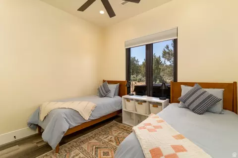 Bedroom - 369 W Pinyon Pine Dr, Orderville, UT 84758 photo 3 of 3