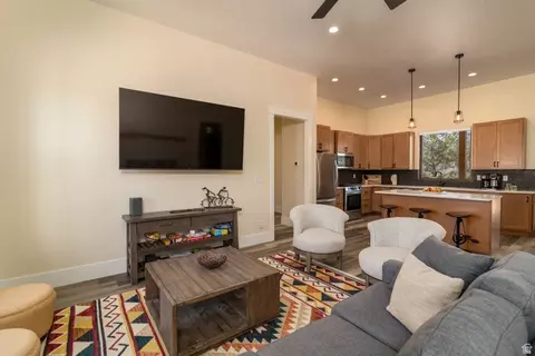 Living - 369 W Pinyon Pine Dr, Orderville, UT 84758 photo 2 of 3