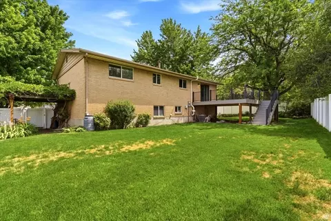 Exterior - 42 E Bonita Way, Centerville, UT 84014 photo 5 of 8