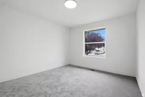Bedroom - 929 W Brandermill Cv, Murray, UT 84123 photo 5 of 6