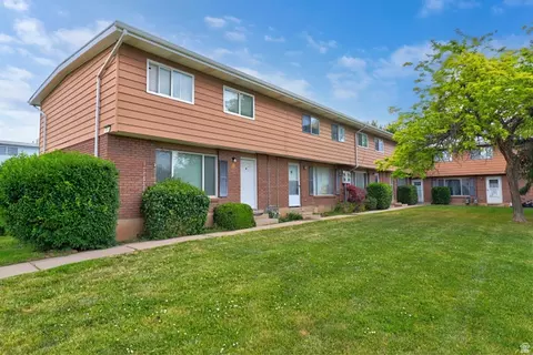 1064 N Nayon Dr E #13, Layton, UT 84040