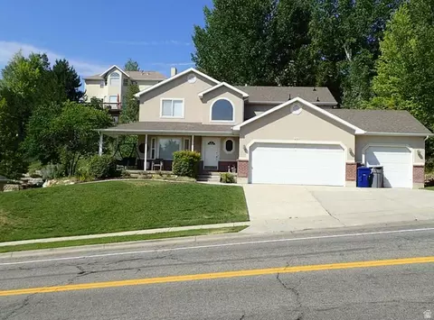 921 Eaglewood Dr, North Salt Lake, UT 84054