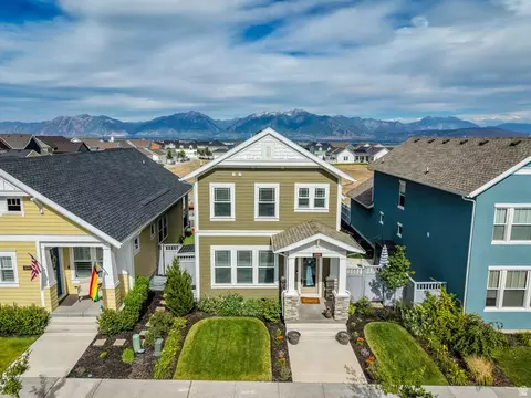 11091 S Willow Walk Dr, South Jordan, UT 84009