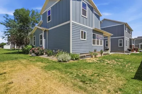 Exterior - 5126 E Sand Flats Way, Eagle Mountain, UT 84005 photo 3 of 4