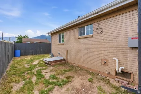 Exterior - 245 E 600 N, Tooele, UT 84074 photo 3 of 8