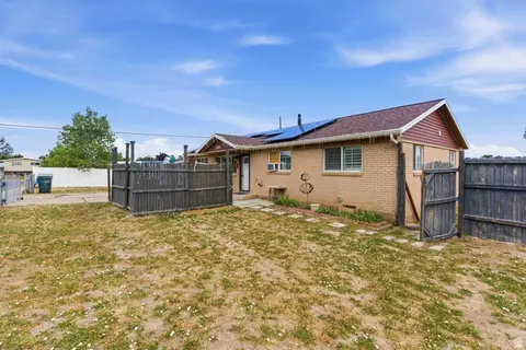 Exterior - 245 E 600 N, Tooele, UT 84074 photo 6 of 8