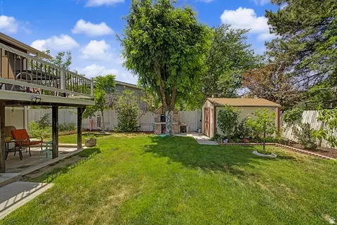 Exterior - 899 E 7905 S, Sandy, UT 84094 photo 5 of 13