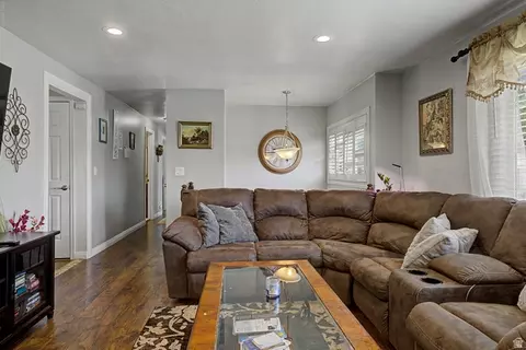 Living - 899 E 7905 S, Sandy, UT 84094 photo 1 of 4