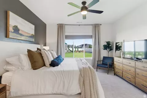 Bedroom - 1364 E Beechwood Dr, Layton, UT 84040 photo 2 of 4