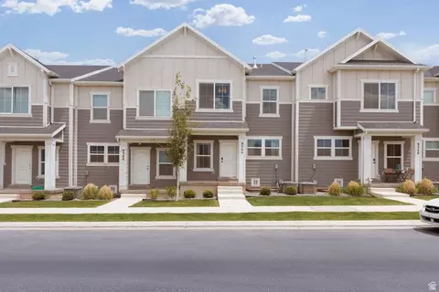 9344 N Vernham Ln, Eagle Mountain, UT 84005