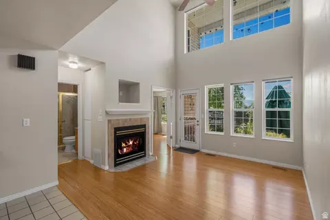 Living - 83 W 200 N, Centerville, UT 84014 photo 3 of 6