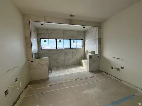 Bath - 11002 N Golden Eagle Rd #58, Hideout, UT 84036 photo 1 of 1