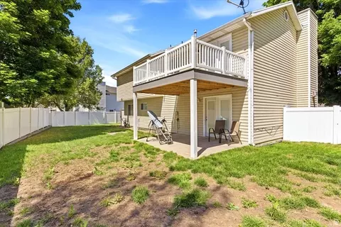 Exterior - 627 W Fremont Cir N, Centerville, UT 84014 photo 5 of 7
