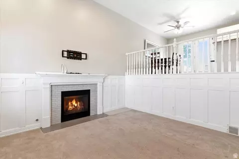 Living - 627 W Fremont Cir N, Centerville, UT 84014 photo 3 of 7