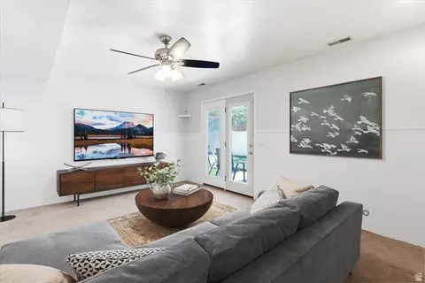 Living - 627 W Fremont Cir N, Centerville, UT 84014 photo 6 of 7