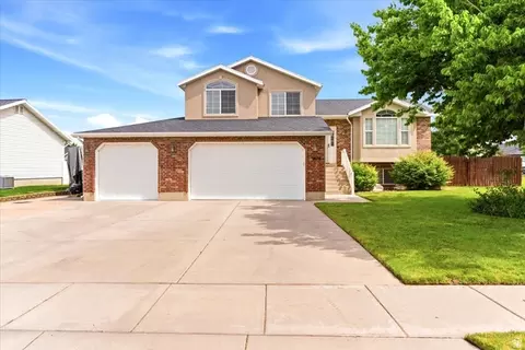 1676 W 525 N, West Point, UT 84015