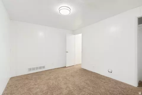 1178 N 200 E, Orem, UT 84057 photo 26