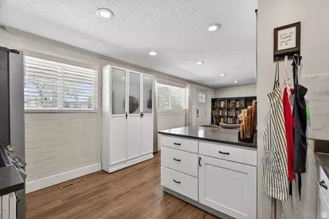 Kitchen - 756 E Carnation Dr S, Sandy, UT 84094 photo 7 of 7