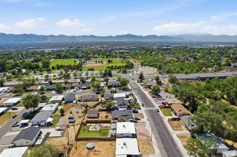 View/Area - 756 E Carnation Dr S, Sandy, UT 84094 photo 1 of 5
