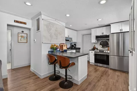 Kitchen - 756 E Carnation Dr S, Sandy, UT 84094 photo 1 of 7