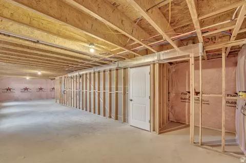 Entry Way - 841 E 200 S #9, Mount Pleasant, UT 84647 photo 1 of 2