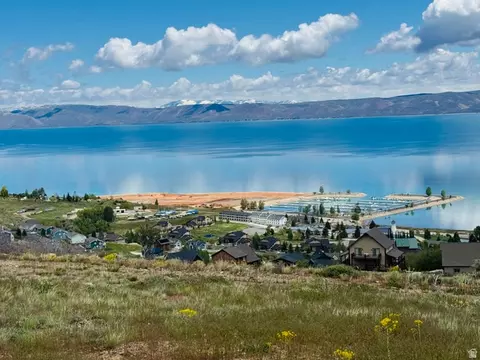 784 Lakeviewridge #43, Garden City, UT 84028