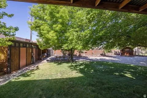 Exterior - 571 Mivida Dr, Moab, UT 84532 photo 11 of 19