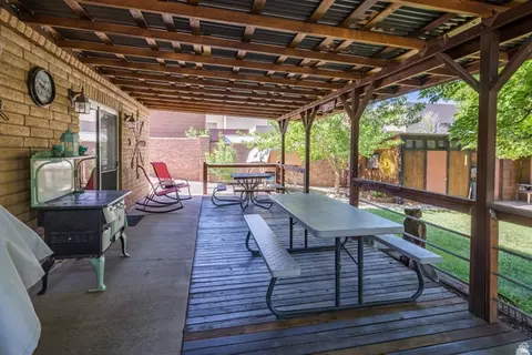 Exterior - 571 Mivida Dr, Moab, UT 84532 photo 9 of 19