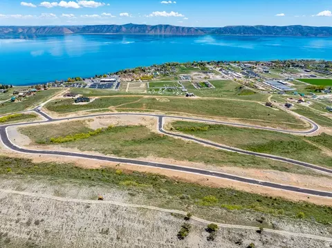 460 W Lakeview Cir #31, Garden City, UT 84028