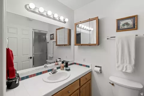 Bath - 30 Shadow Mountain Dr, Logan, UT 84321 photo 4 of 5