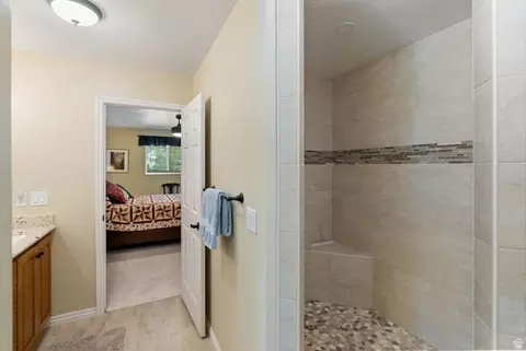 Bath - 30 Shadow Mountain Dr, Logan, UT 84321 photo 3 of 5