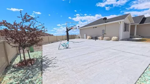 Exterior - 120 E Aria Ct, Wendover, UT 84083 photo 6 of 22