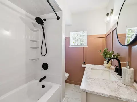 Bath - 1107 E 300 S, Bountiful, UT 84010 photo 2 of 5