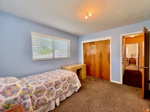 Bedroom - 941 N 170 E, Bountiful, UT 84010 photo 3 of 5