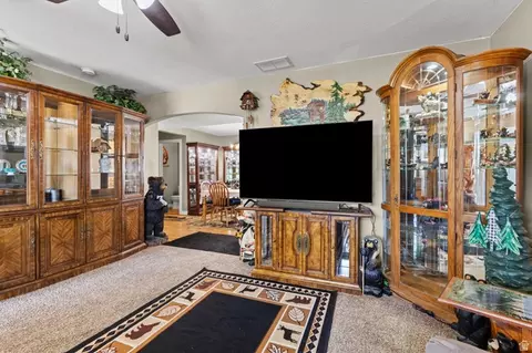 Living - 620 S Lakeside Dr, Franklin, ID 83237 photo 1 of 2