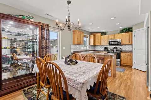 Dining - 620 S Lakeside Dr, Franklin, ID 83237 photo 2 of 2