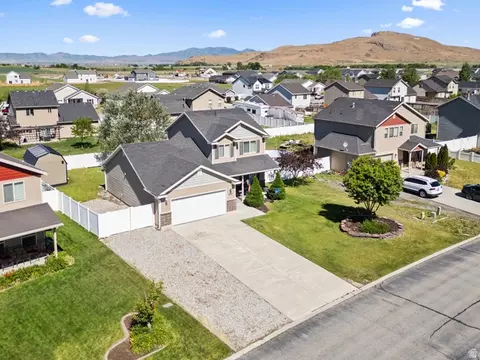 View/Area - 620 S Lakeside Dr, Franklin, ID 83237 photo 1 of 6