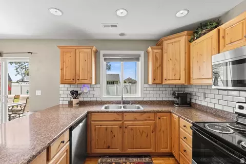 Kitchen - 620 S Lakeside Dr, Franklin, ID 83237 photo 3 of 3