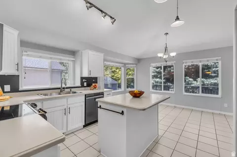 Kitchen - 281 E Regent Park Ct S, Midvale, UT 84047 photo 2 of 3