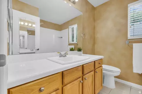 Bath - 281 E Regent Park Ct S, Midvale, UT 84047 photo 1 of 3