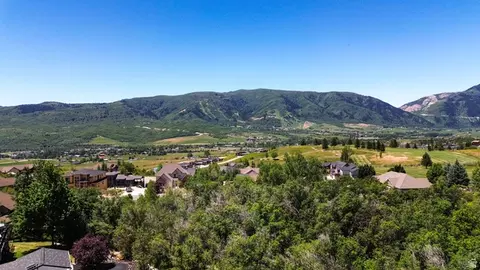 View/Area - 3573 N Elkview Dr, Eden, UT 84310 photo 2 of 9