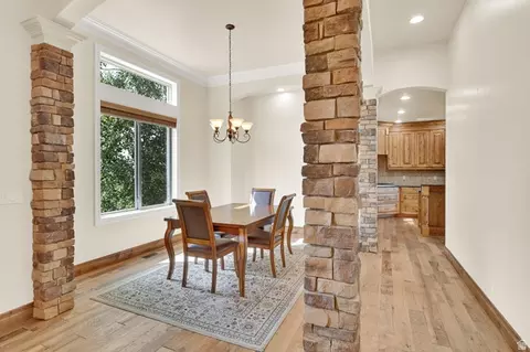 Dining - 3573 N Elkview Dr, Eden, UT 84310 photo 2 of 6