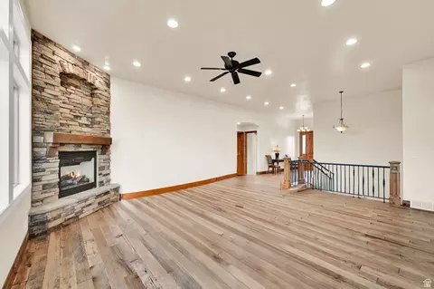 Living - 3573 N Elkview Dr, Eden, UT 84310 photo 4 of 9