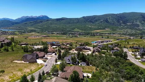 View/Area - 3573 N Elkview Dr, Eden, UT 84310 photo 7 of 9
