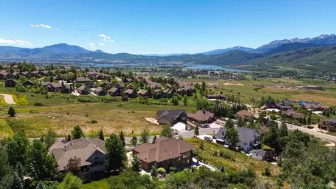 View/Area - 3573 N Elkview Dr, Eden, UT 84310 photo 4 of 9