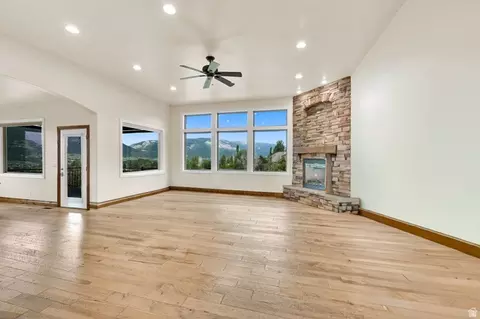 Living - 3573 N Elkview Dr, Eden, UT 84310 photo 4 of 10
