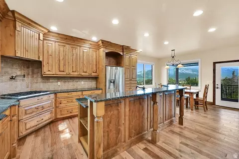 Kitchen - 3573 N Elkview Dr, Eden, UT 84310 photo 2 of 3